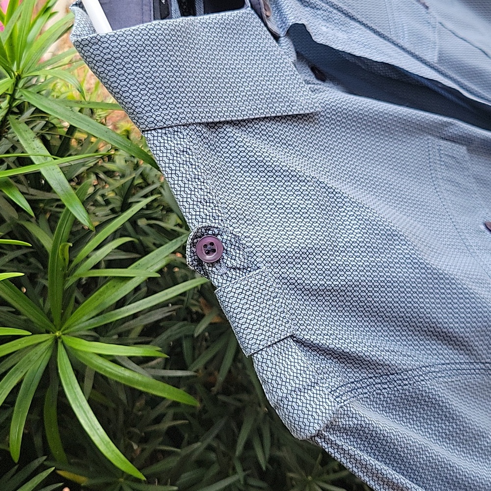 GUESS Vintage button down - Picture 4 of 5